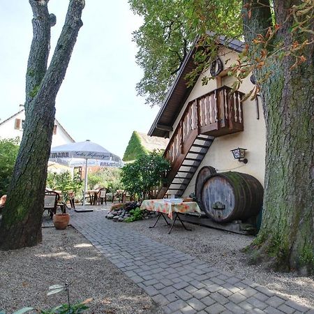 Gasthaus Zum Hirschen Oberrimsingen Εξωτερικό φωτογραφία