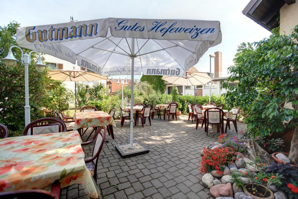 Gasthaus Zum Hirschen Oberrimsingen Εξωτερικό φωτογραφία